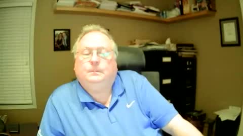 Snapshot of frankie6207 chatting on 11.01.25 frankie6207 online show from 11.01.25