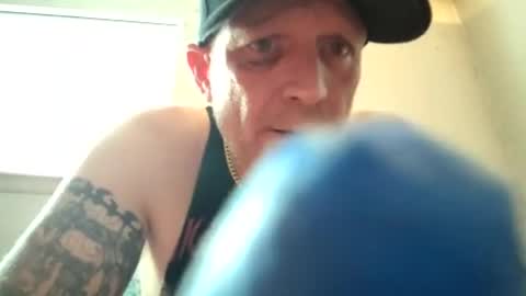 Snapshot of frankieblueeyes4u chatting on 06.30.26 Famous Blue Eyes online show from 06.30.26