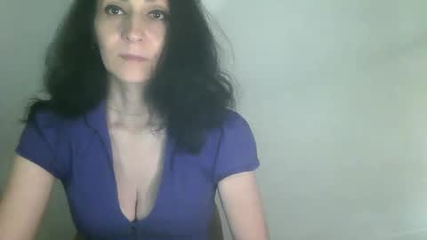 Snapshot of frankieteasing chatting on 12.15.24 frankieteasing online show from 12.15.24