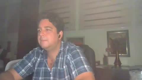 Snapshot of frankorican chatting on 10.13.25 frankorican online show from 10.13.25