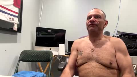 Snapshot of frankyjones8989 chatting on 04.25.26 Frany online show from 04.25.26