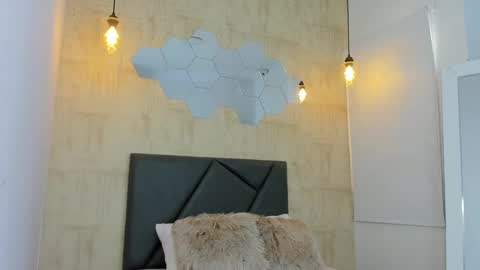 Fransheska online show from 02.28.25