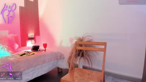 Fransheska online show from 11.25.25