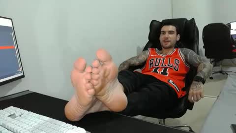 Fraser online show from 10.18.25