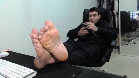 Fraser online show from 11.26.25