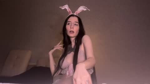Snapshot of frau_basted chatting on 02.03.25 mistress Bastet and  mintcola online show from 02.03.25