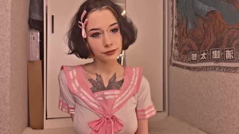 Snapshot of frau_basted chatting on 10.18.25 mistress Bastet and  mintcola online show from 10.18.25