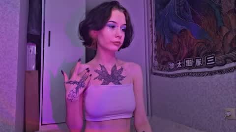 Snapshot of frau_basted chatting on 10.20.25 mistress Bastet and  mintcola online show from 10.20.25
