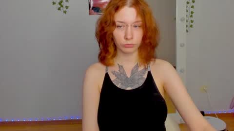 Snapshot of frau_basted chatting on 06.10.26 mistress Bastet and mintcola online show from 06.10.26