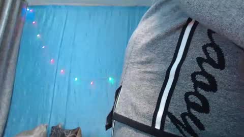 frau_becky online show from 12.18.24