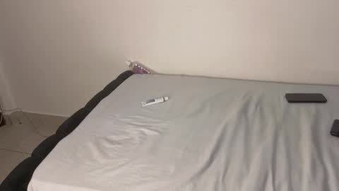 Kandy online show from 11.05.25