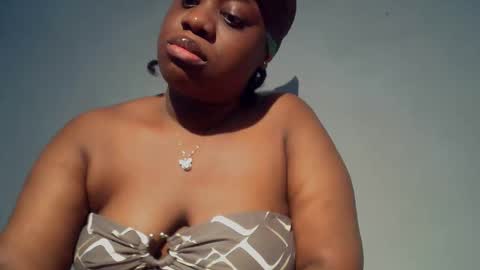 freaky slut5 online show from 12.14.25