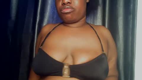 freaky slut5 online show from 04.19.26