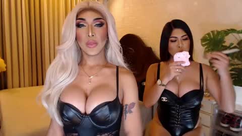 Snapshot of freakymariaxxxx chatting on 01.27.25 Maria online show from 01.27.25