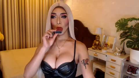 Snapshot of freakymariaxxxx chatting on 03.03.25 Maria online show from 03.03.25