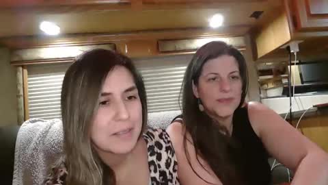 Snapshot of freckles4444 chatting on 11.28.25 freckles4444 online show from 11.28.25