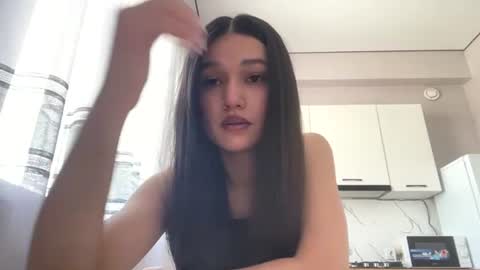 Snapshot of fredamedora chatting on 06.16.26 Mia online show from 06.16.26