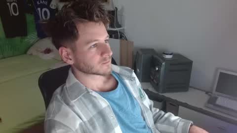 Snapshot of freddy_star chatting on 04.23.26 Frederick Perin online show from 04.23.26