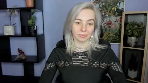 Snapshot of freeanne chatting on 05.19.26 Anne online show from 05.19.26