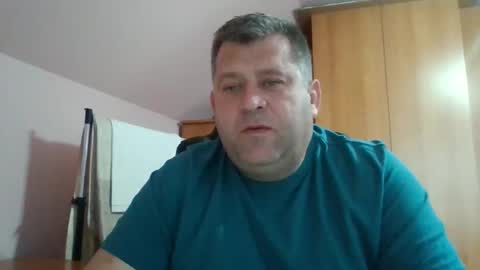 Snapshot of freeboy80180 chatting on 12.27.24 freeboy80180 online show from 12.27.24