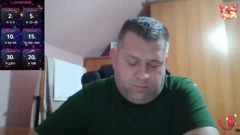 Snapshot of freeboy80180 chatting on 01.21.25 freeboy80180 online show from 01.21.25