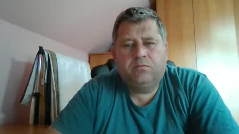 Snapshot of freeboy80180 chatting on 09.15.25 freeboy80180 online show from 09.15.25