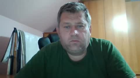 Snapshot of freeboy80180 chatting on 09.25.25 freeboy80180 online show from 09.25.25