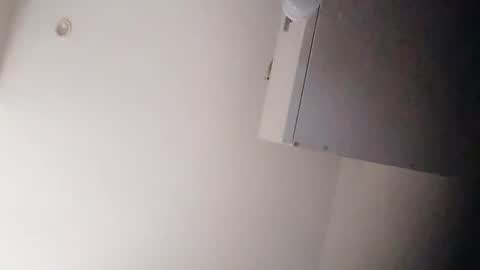 freeliv331874 online show from 12.19.25