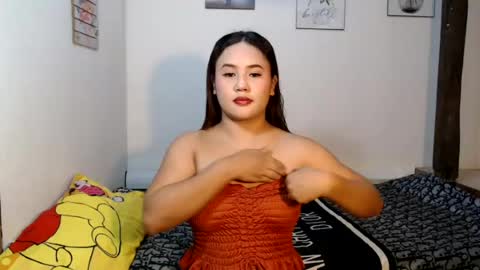 Snapshot of freesiaa chatting on 07.26.26 Yesia online show from 07.26.26