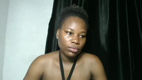 frekkymorelle online show from 02.06.25