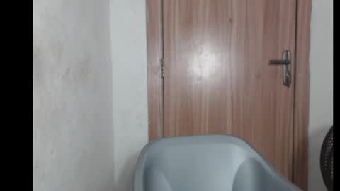 frekkymorelle online show from 11.09.25