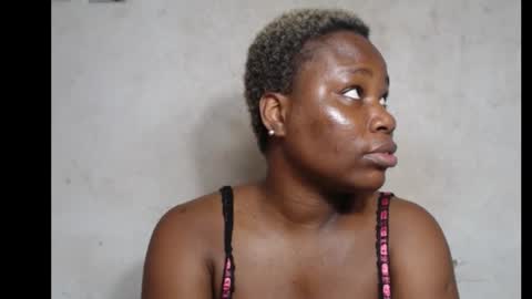 frekkymorelle online show from 11.18.25