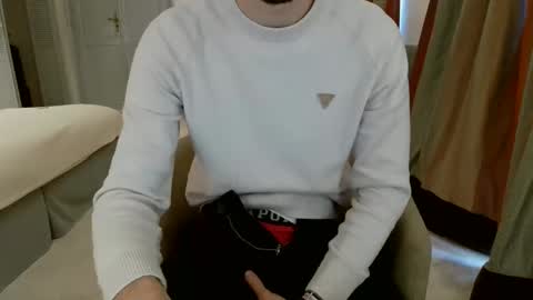 Snapshot of french_666999 chatting on 02.10.25 French 666999 online show from 02.10.25