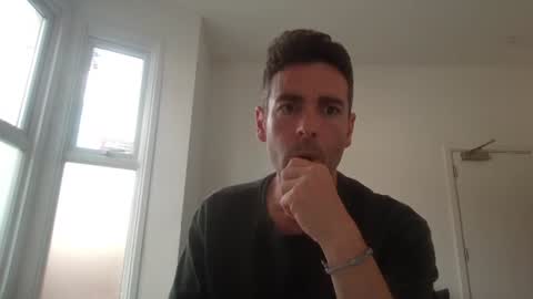 Snapshot of frenchbdmaninlondon chatting on 07.10.26 Horny Paul online show from 07.10.26