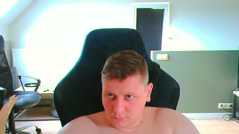 Snapshot of frenchfrieswithmayo chatting on 06.15.26 French fries online show from 06.15.26
