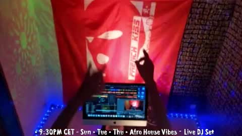 frenchkissdjfk online show from 10.01.25