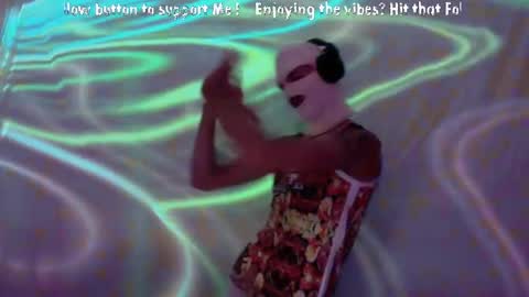 frenchkissdjfk online show from 10.20.25