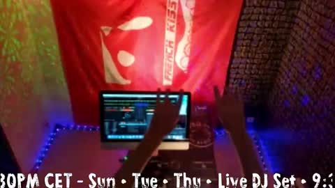 frenchkissdjfk online show from 10.26.25