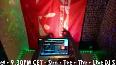 frenchkissdjfk online show from 11.06.25