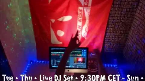 frenchkissdjfk online show from 11.06.25