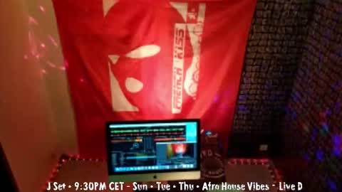 frenchkissdjfk online show from 12.17.25