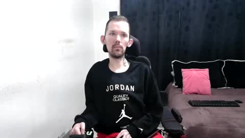 Thomas y Sophia online show from 02.23.25