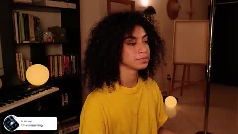 Snapshot of fresatanica chatting on 10.29.25 Vale online show from 10.29.25