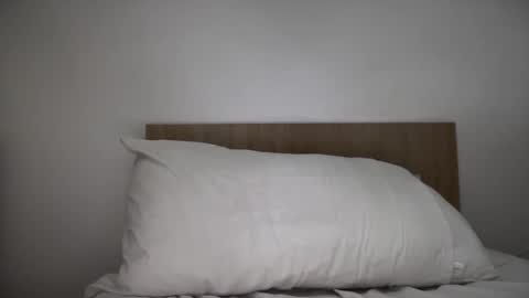 freshman  imonyou98 online show from 11.17.25