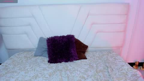 Snapshot of fresitalove01 chatting on 02.21.26 fresitalove01 online show from 02.21.26