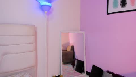 Snapshot of fresitalove01 chatting on 02.27.26 fresitalove01 online show from 02.27.26