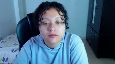 Snapshot of freud_x_louise1 chatting on 02.17.25 Louise  online show from 02.17.25