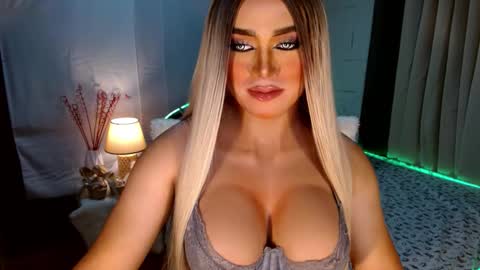 Miss Frea  online show from 10.14.25