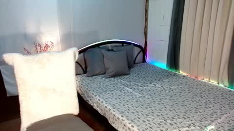 Snapshot of freya_lovestocum chatting on 11.21.25 Miss Frea online show from 11.21.25