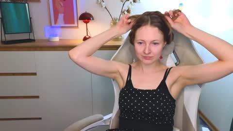 Freya online show from 12.11.24